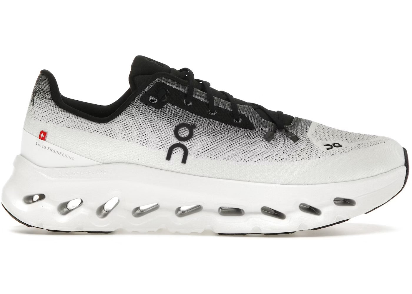 ON RUNNING CLOUDTILT BLACK IVORY